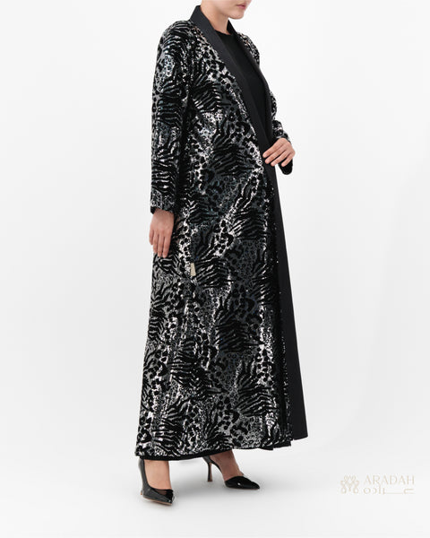 Midnight Mirage abaya — black velvet — side profile


