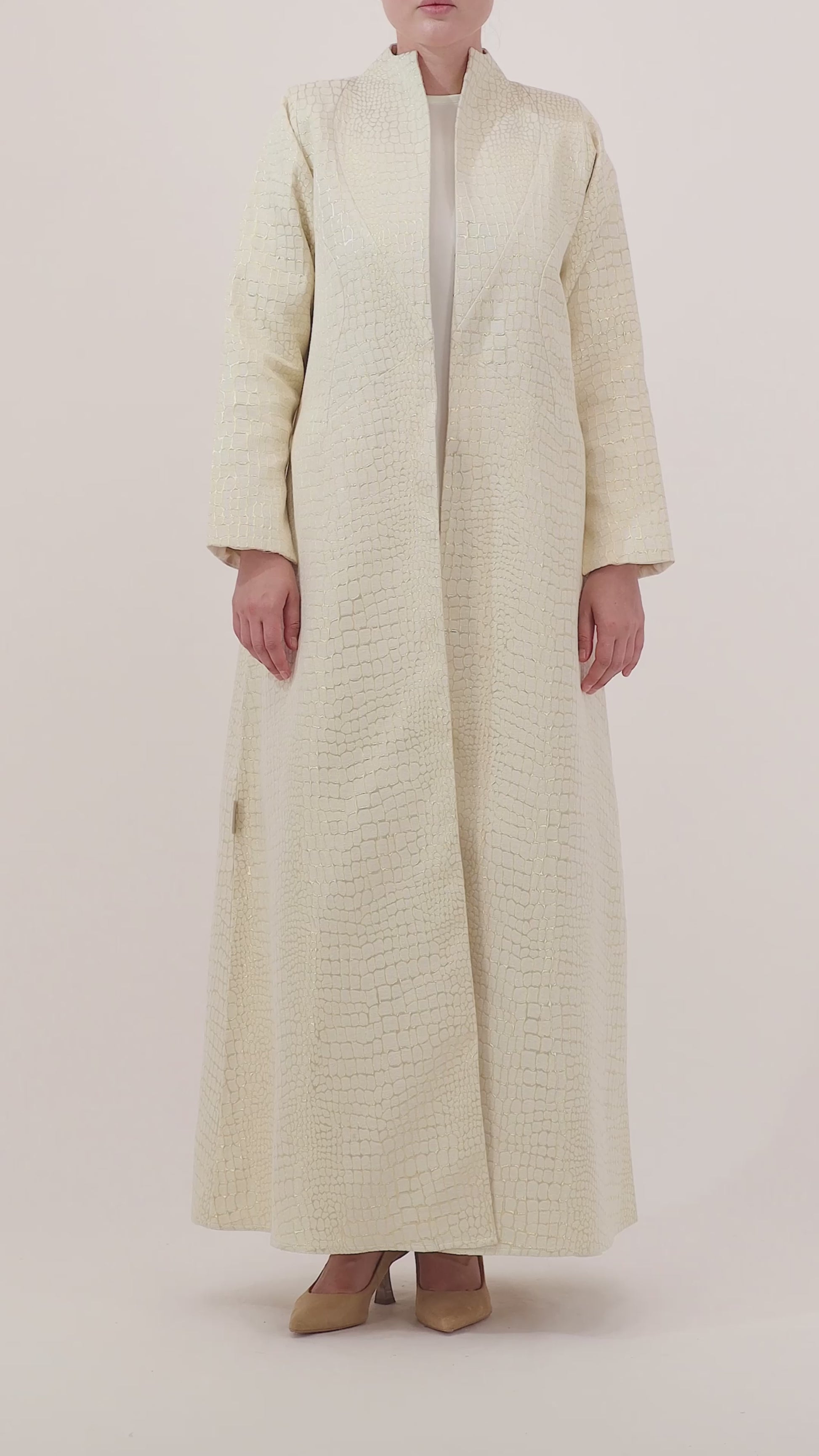 Aradah luxury abaya — Beige Jacquard — video